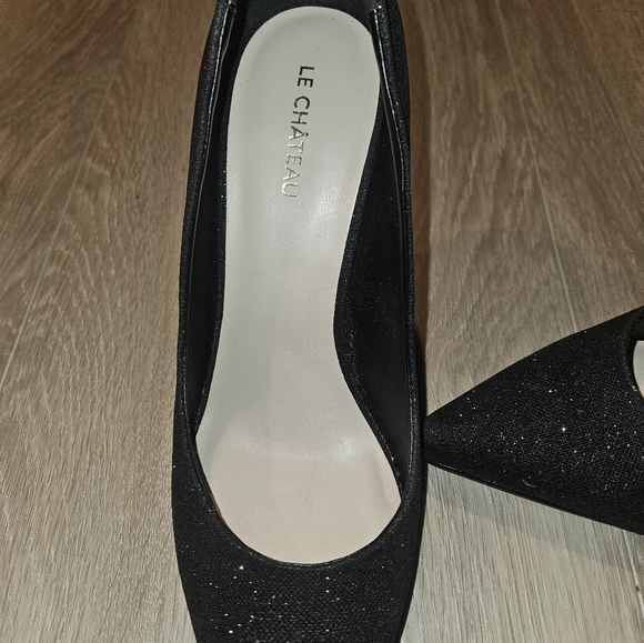 Le Chateau Black Glitter Heels - Picture 6 of 7